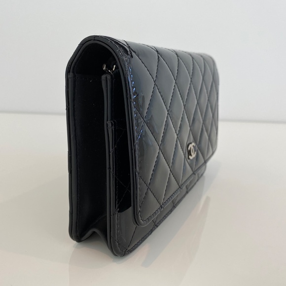 CHANEL BLACK PATENT LEATHER WALLET ON A CHAIN NEW IN BOX! - Picture 7 of 16